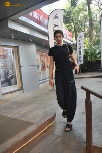 actress Khushi Kapoor seen leaving gym after exercise