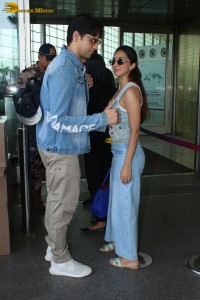 actress Kiara Advani spotted with her husband Sidharth malhotra at mumbai airport