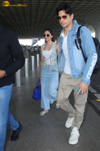 actress Kiara Advani spotted with her husband Sidharth malhotra at mumbai airport