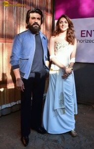 bollywood actress Kiara Advani poses with ram charan tej while promoting their film game changer