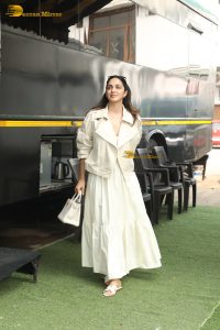 bollywood beauty kiara advani gorgeous in a white dress