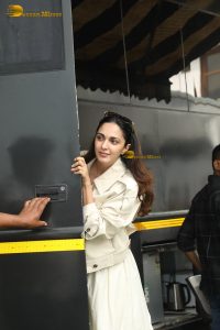 bollywood beauty kiara advani gorgeous in a white dress