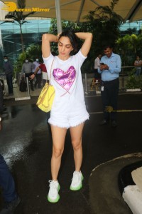 Kiara Advani in shorts seen at Mumbai Airport