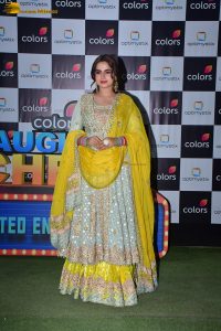 ‘Kis Kisko Pyaar Karoon 2’ cast Kapil Sharma, Ayesha Khan, Warina Hussain, Parul Gulati, and Tridha Choudhury, promote the film on the sets of 'Laughter Chef'