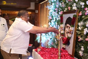 Superstar Krishna's Chinna Karma ceremony attended by Mahesh Babu and family