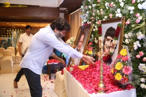 Superstar Krishna's Chinna Karma ceremony attended by Mahesh Babu and family