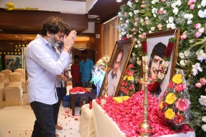 Superstar Krishna's Chinna Karma ceremony attended by Mahesh Babu and family