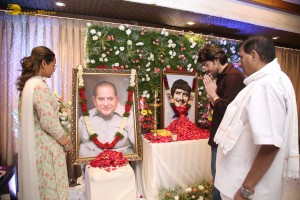 Superstar Krishna's Chinna Karma ceremony attended by Mahesh Babu and family