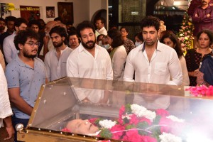 Family and Friends from Cinema and Politics mourned the loss of Superstar Krishna