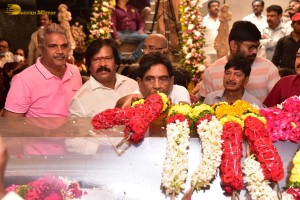 Family and Friends from Cinema and Politics mourned the loss of Superstar Krishna