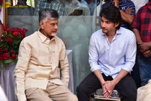 Family and Friends from Cinema and Politics mourned the loss of Superstar Krishna