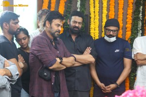 Mahesh Babu and Chiranjeevi and Junior NTR and Pawan Kalyan and Prabhas and others pay last respects to actor Krishnam Raju
