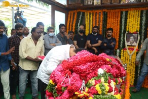 Mahesh Babu and Chiranjeevi and Junior NTR and Pawan Kalyan and Prabhas and others pay last respects to actor Krishnam Raju