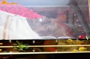 Mahesh Babu and Chiranjeevi and Junior NTR and Pawan Kalyan and Prabhas and others pay last respects to actor Krishnam Raju