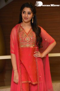 Telugu Actress Krithi Shetty