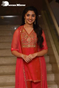 Telugu Actress Krithi Shetty