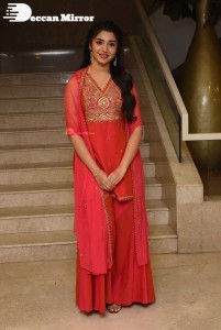 Telugu Actress Krithi Shetty