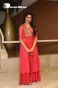 Telugu Actress Krithi Shetty