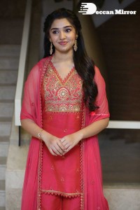 Telugu Actress Krithi Shetty