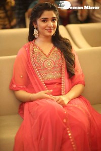 Telugu Actress Krithi Shetty