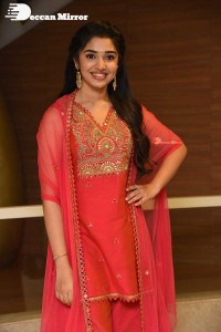 Telugu Actress Krithi Shetty