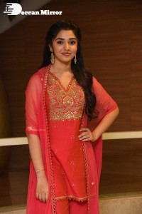 Telugu Actress Krithi Shetty