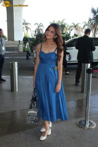 telugu actress Kriti Kharbanda cute in a blue dress at mumbai airport