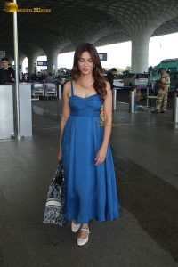 telugu actress Kriti Kharbanda cute in a blue dress at mumbai airport