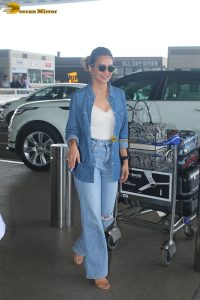 bollywood actress Kriti Kharbanda stylish in all denim wear