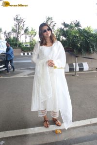 actress kriti sanon cute in a white salwar dress