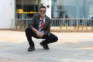 Kriti Sanon, Akshay Kumar and Vidya Balan promote Bachchan Pandey movie in Juhu, Mumbai