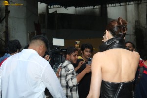 Tiger Shroff and Kriti Sanon on the sets of India’s Best Dancer