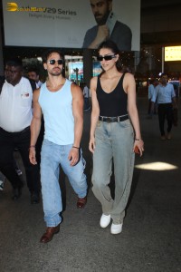 Tiger Shroff and Kriti Sanon spotted at Mumbai Airport on Oct 19, 2023
