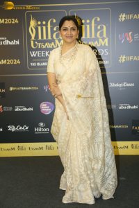 Indian actress Kushboo lovely in a yellow saree