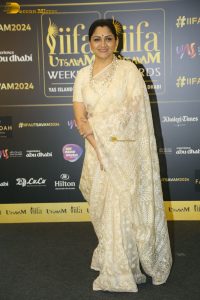 Indian actress Kushboo lovely in a yellow saree