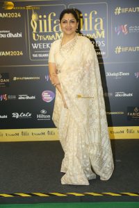 Indian actress Kushboo lovely in a yellow saree