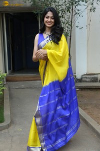 actress Kushee Ravi beautiful in a yellow saree