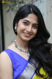 actress Kushee Ravi beautiful in a yellow saree