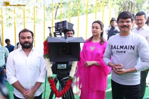 Lalithambika Productions No 1 Movie Launch attended by Ashok Galla, Jayadev Galla, Namrata Shirodkar and Venkatesh