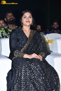 Laththi movie teaser launch attended by Vishal, Udhayanidhi Stalin, Sunaina and Nassar