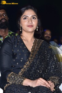 Laththi movie teaser launch attended by Vishal, Udhayanidhi Stalin, Sunaina and Nassar