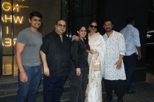 Loveyapa Special Screening attended by Aamir Khan, Dharmendra, Rekha, and Shabana Azmi
