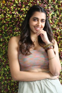 actress maanasa choudhary cute in a sleeveless top