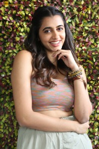 actress maanasa choudhary cute in a sleeveless top