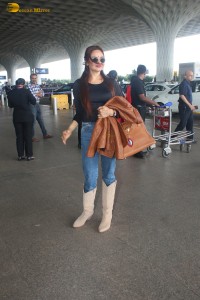 actress Madhubala gorgeous in knee high boots and denim jeans