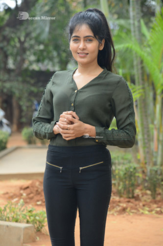 Madhumitha Krishna  (21)