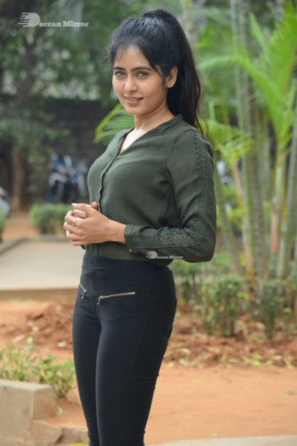 Madhumitha Krishna  (22)