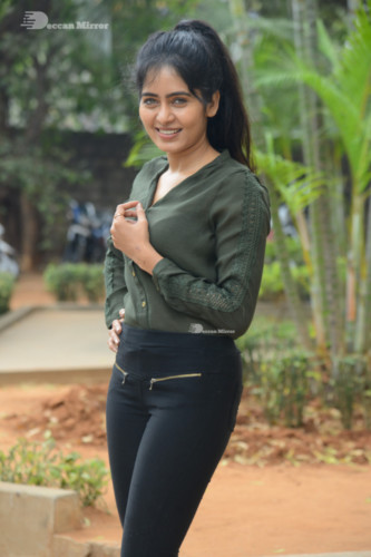 Madhumitha Krishna  (24)