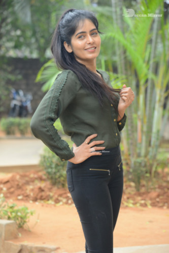 Madhumitha Krishna  (26)