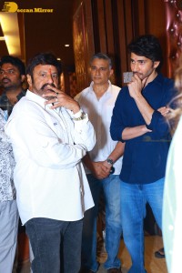 Actor Family and friends attend Mahesh Babu's mother Indira Devi's 11th day rituals